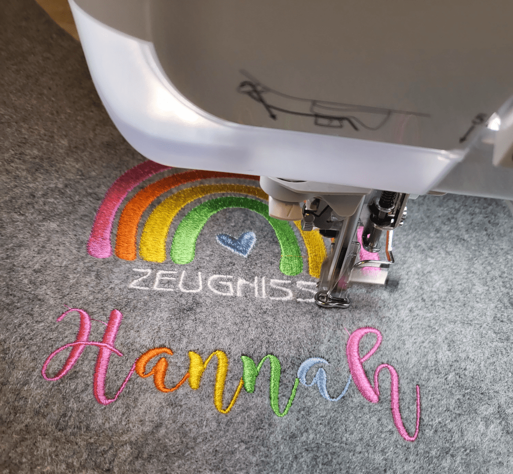 Hannahs Zeugnismappe